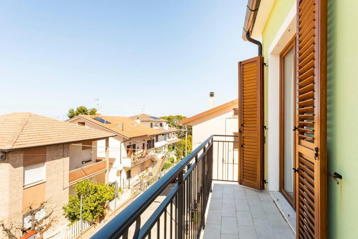 Appartement Casa Lilly à Porto SantʼElpidio Extérieur photo